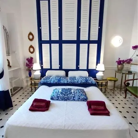 Marunnella * Praiano