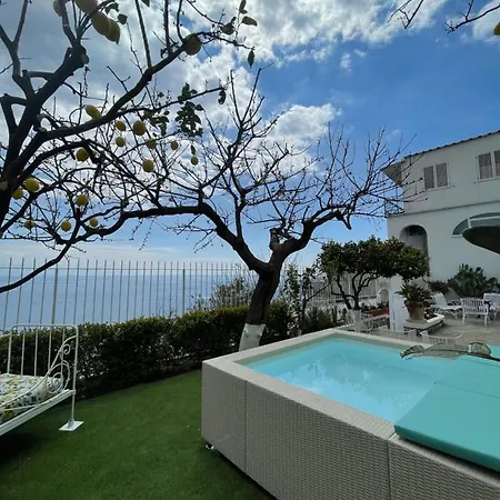 Marunnella Villa